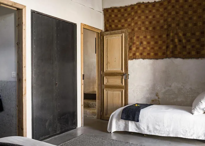 Casa Balat * Ното